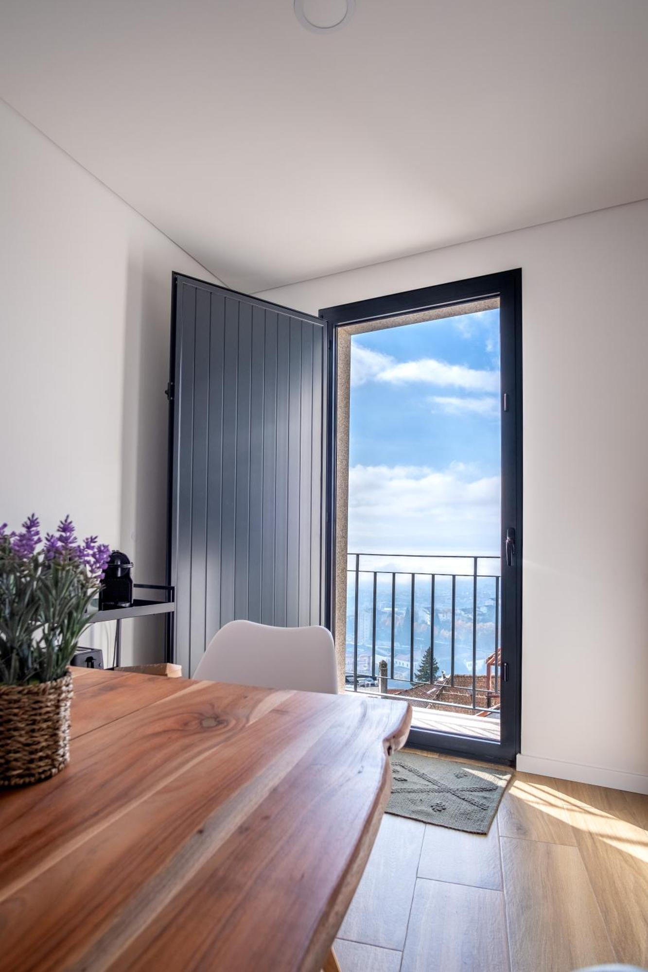 Apartamentos Do Mercado コビリャン エクステリア 写真